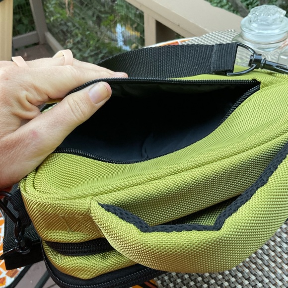 🔵 FUL Green tablet crossbody travel school work unisex canvas bag 9” x 11” - Picture 11 of 16